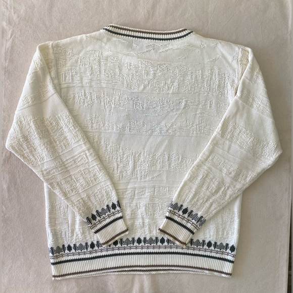 South Bay White Knit Tree Boarder Horse Graphic Embroidered Sweater Cotton Med - Picture 7 of 7